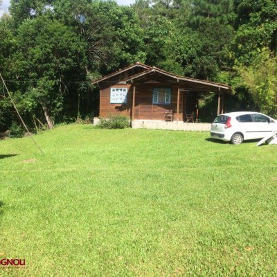 Sitio com 17763m², 3 quartos, 1 suíte, 1 garagem, no bairro Vargem Pequena em Florianópolis