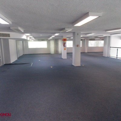 Loja com 1137m², no bairro Centro em Florianópolis