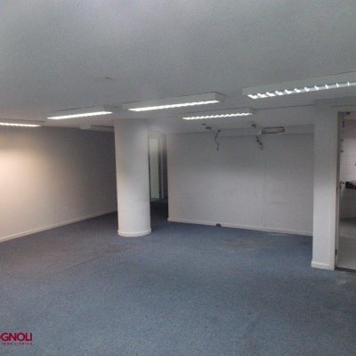 Loja com 1137m², no bairro Centro em Florianópolis