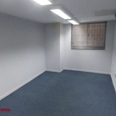 Loja com 1137m², no bairro Centro em Florianópolis