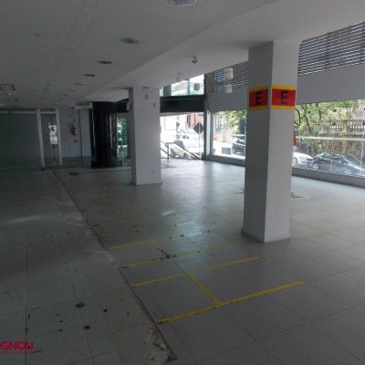Loja com 1137m², no bairro Centro em Florianópolis