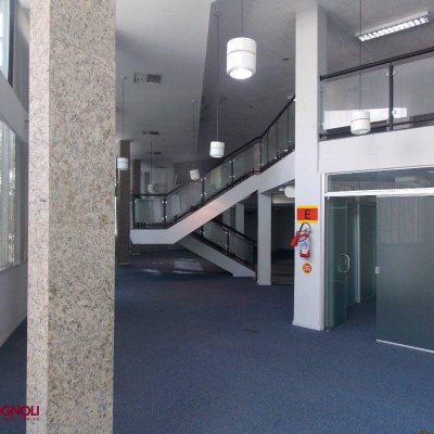 Loja com 1137m², no bairro Centro em Florianópolis