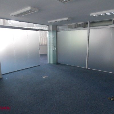 Loja com 1137m², no bairro Centro em Florianópolis