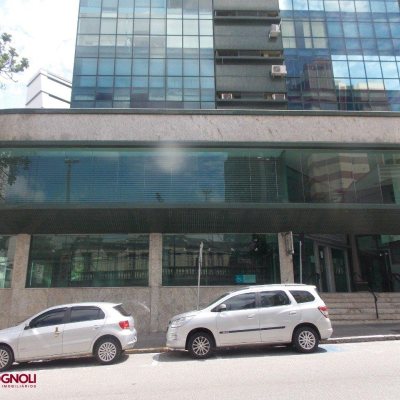 Loja com 1137m², no bairro Centro em Florianópolis