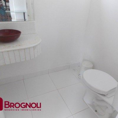 Cobertura com 163m², 3 quartos (sendo 1 suíte), 2 garagens, no bairro Carvoeira em Florianópolis