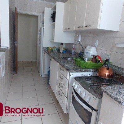 Cobertura com 163m², 3 quartos (sendo 1 suíte), 2 garagens, no bairro Carvoeira em Florianópolis