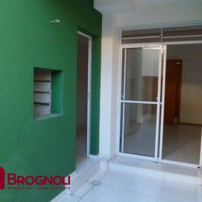 Apartamentos com 81m², 2 quartos, 1 suíte, 1 garagem, no bairro Forquilhinha em São José