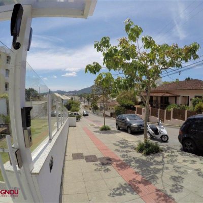Cobertura com 111m², 2 quartos, 1 suíte, 2 garagens, no bairro Córrego Grande em Florianópolis