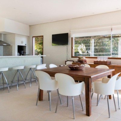 Casa em Condomínio com 517m², 5 quartos, 2 suítes, no bairro Armação Piedade em Governador Celso Ramos