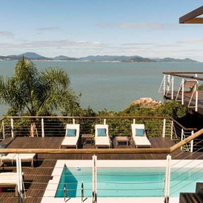 Casa em Condomínio com 517m², 5 quartos, 2 suítes, no bairro Armação Piedade em Governador Celso Ramos