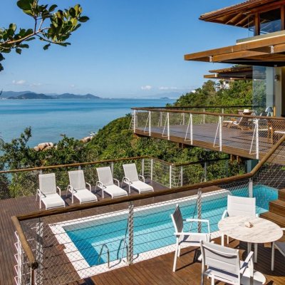 Casa em Condomínio com 517m², 5 quartos, 2 suítes, no bairro Armação Piedade em Governador Celso Ramos