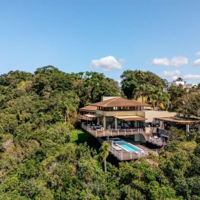 Casa em Condomínio com 517m², 5 quartos, 2 suítes, no bairro Armação Piedade em Governador Celso Ramos