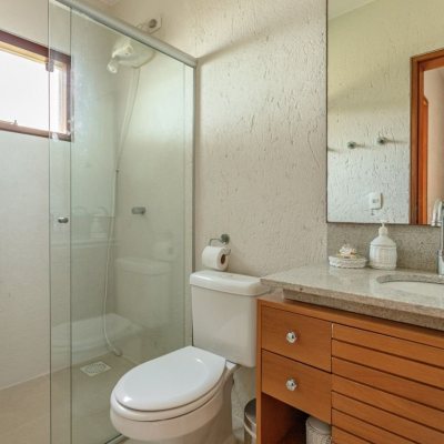 Casa em Condomínio com 517m², 5 quartos, 2 suítes, no bairro Armação Piedade em Governador Celso Ramos