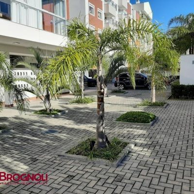 Cobertura com 159m², 3 quartos, 1 suíte, 1 garagem, no bairro Agronômica em Florianópolis
