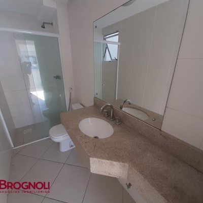 Cobertura com 159m², 3 quartos, 1 suíte, 1 garagem, no bairro Agronômica em Florianópolis