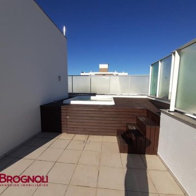 Cobertura com 159m², 3 quartos, 1 suíte, 1 garagem, no bairro Agronômica em Florianópolis