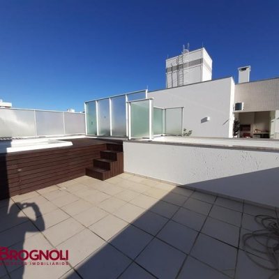 Cobertura com 159m², 3 quartos, 1 suíte, 1 garagem, no bairro Agronômica em Florianópolis