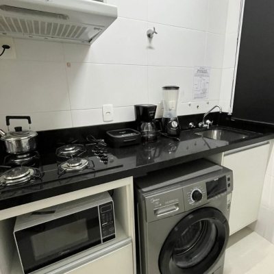 Apartamentos com 38m², 1 quarto, 1 garagem, no bairro Centro em Florianópolis