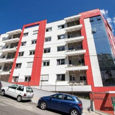Apartamentos com 38m², 1 quarto, 1 garagem, no bairro Centro em Florianópolis