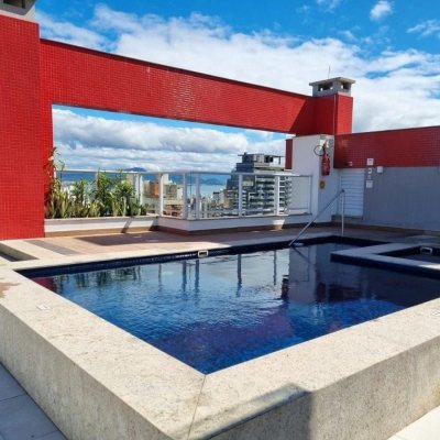 Apartamentos com 38m², 1 quarto, 1 garagem, no bairro Centro em Florianópolis