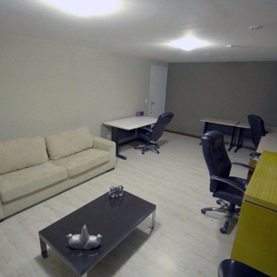 Predio com 1024m², 14 garagens, no bairro Itacorubi em Florianópolis