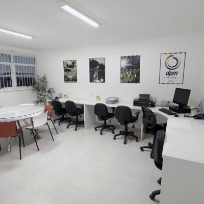 Predio com 1024m², 14 garagens, no bairro Itacorubi em Florianópolis