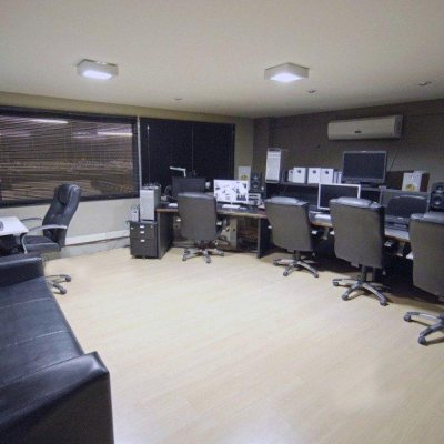 Predio com 1024m², 14 garagens, no bairro Itacorubi em Florianópolis