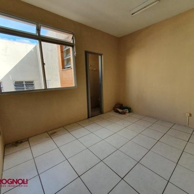 Sala com 27m², no bairro Centro em Florianópolis