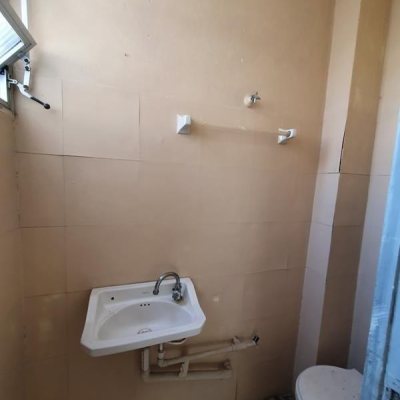 Sala com 27m², no bairro Centro em Florianópolis