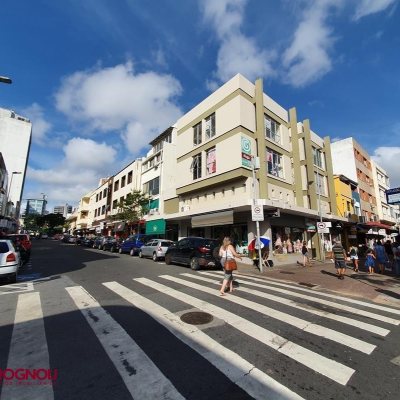 Sala com 27m², no bairro Centro em Florianópolis