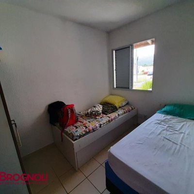 Casa em Condomínio com 51m², 3 quartos, 2 garagens, no bairro Bela Vista em Palhoça