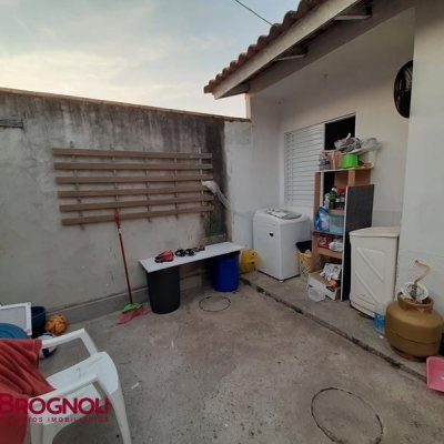 Casa em Condomínio com 51m², 3 quartos, 2 garagens, no bairro Bela Vista em Palhoça