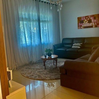 Casa Residencial/Comercial com 320m², no bairro Canasvieiras em Florianópolis