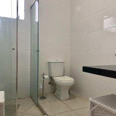 Casa Residencial/Comercial com 320m², no bairro Canasvieiras em Florianópolis