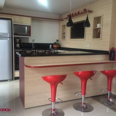 Casa Residencial/Comercial com 320m², no bairro Canasvieiras em Florianópolis