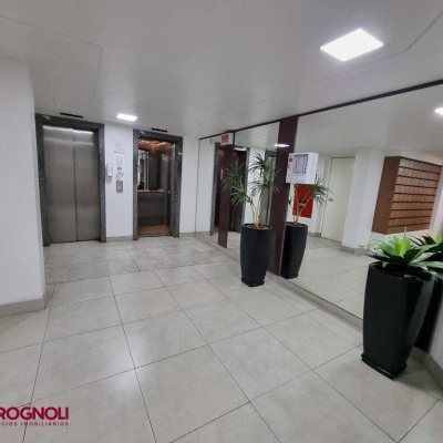 Sala com 35m², 1 garagem, no bairro Centro em Florianópolis