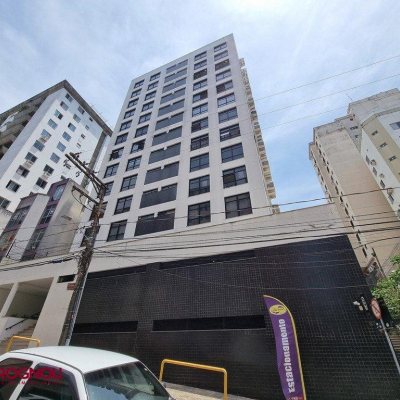 Sala com 35m², 1 garagem, no bairro Centro em Florianópolis