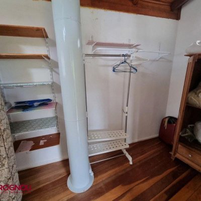 Casa Residencial com 300m², 3 quartos, 2 suítes, 2 garagens, no bairro Sambaqui em Florianópolis