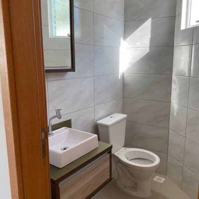 Predio com 600m², 8 garagens, no bairro Centro em Florianópolis