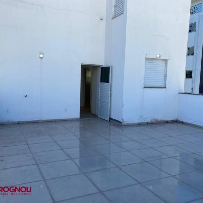 Predio com 600m², 8 garagens, no bairro Centro em Florianópolis