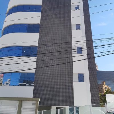 Predio com 600m², 8 garagens, no bairro Centro em Florianópolis