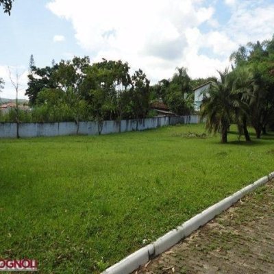 Terrenos Residenciais com 450m², no bairro Ratones em Florianópolis