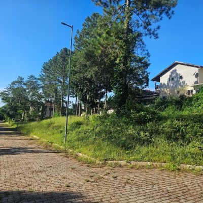 Terrenos Residenciais com 450m², no bairro Ratones em Florianópolis