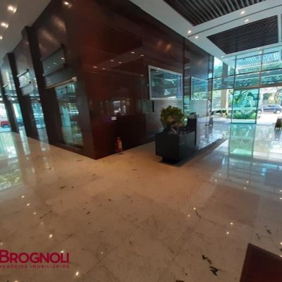 Sala com 25m², no bairro Centro em Florianópolis