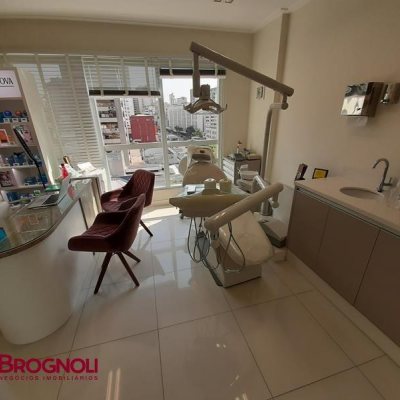 Sala com 25m², no bairro Centro em Florianópolis