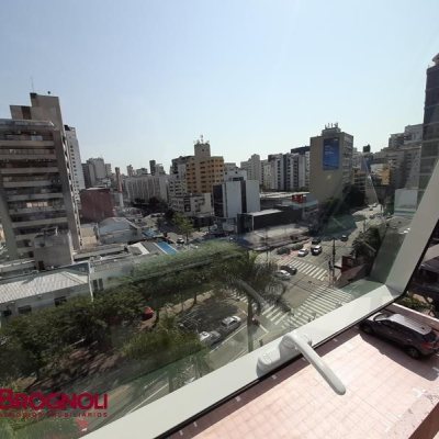 Sala com 25m², no bairro Centro em Florianópolis