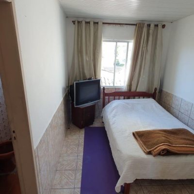 Predio com 461m², 4 garagens, no bairro Estreito em Florianópolis