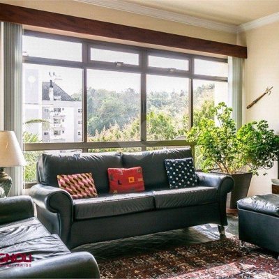 Apartamentos com 264m², 4 quartos, 3 suítes, 2 garagens, no bairro Agronômica em Florianópolis