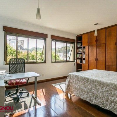 Apartamentos com 264m², 4 quartos, 3 suítes, 2 garagens, no bairro Agronômica em Florianópolis