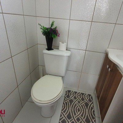 Casa Residencial/Comercial com 314m², 3 garagens, no bairro Saco Dos Limões em Florianópolis